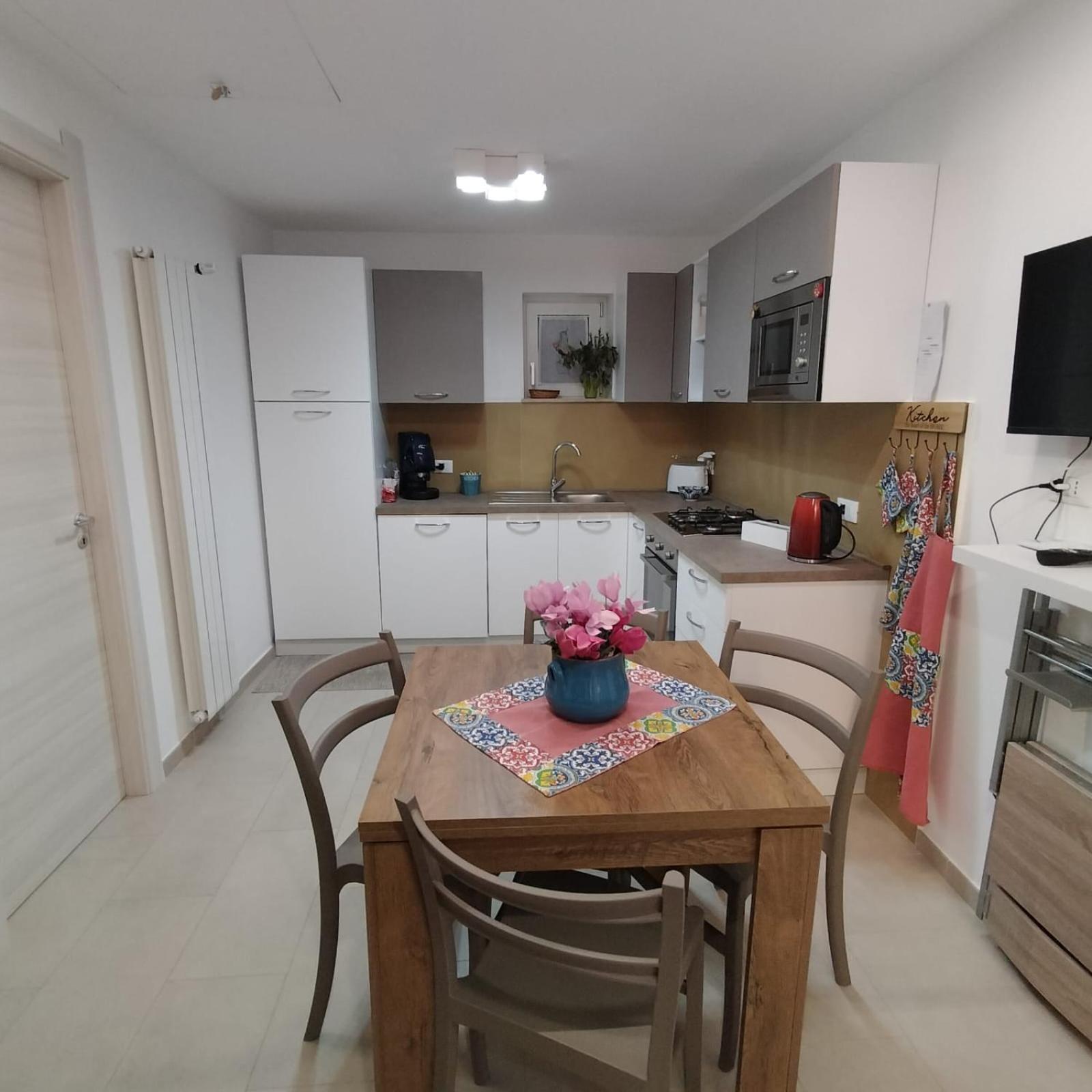 Futtitinni Home Casamia Палермо Екстериор снимка